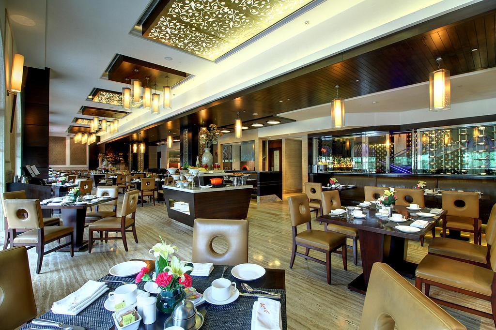 The Pllazio Hotel Gurgaon Luaran gambar